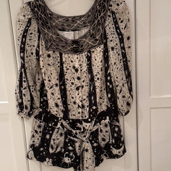 ✨ RARE Anna Sui Zodiac Silk Romper ❣️ Spring 2009 Runway / Sample ✨ - Picture 8 of 14